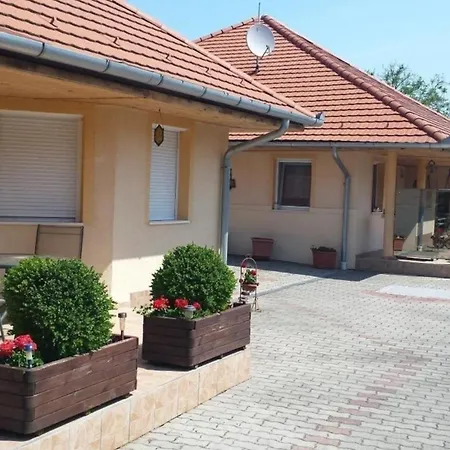Hochwertiges Steffi Mit Terrasse Holiday home *